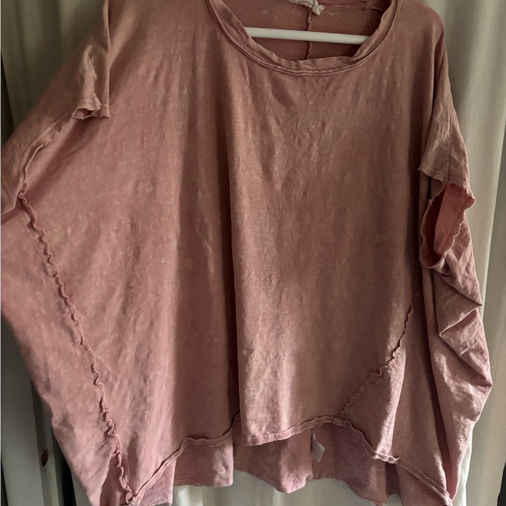 Boutique flow top